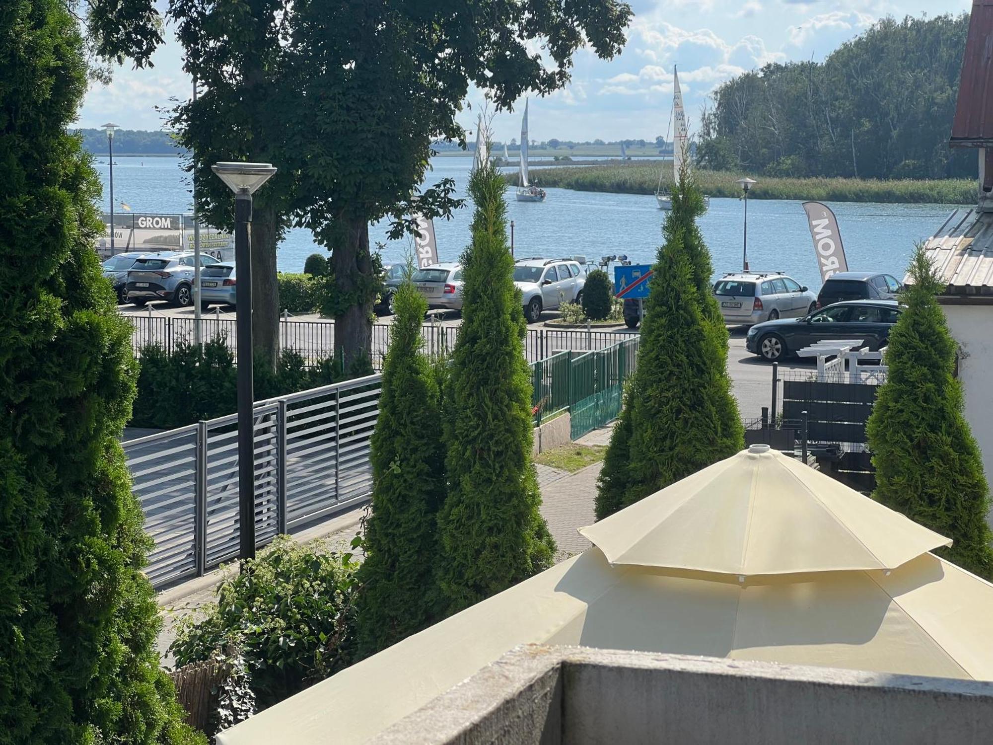 Dom Wczasowy Koral Dziwnów Buitenkant foto