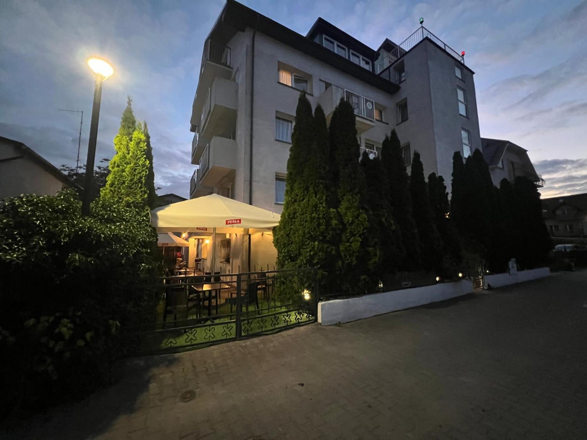 Dom Wczasowy Koral Dziwnów Buitenkant foto